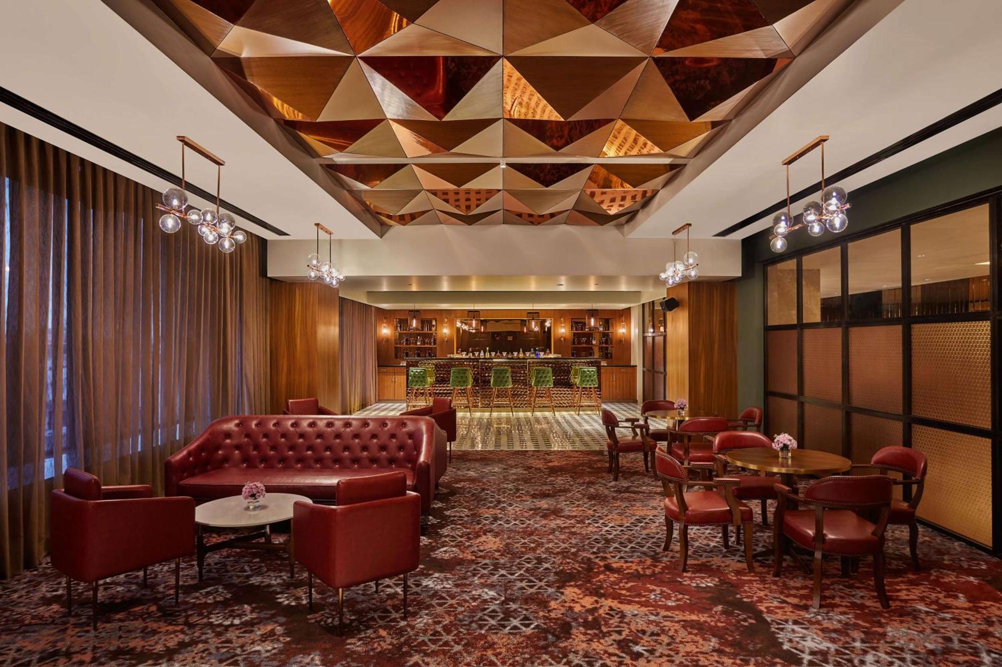 Doubletree By Hilton Варанаси Екстериор снимка